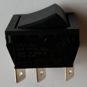 Rocker switch single throw double pole