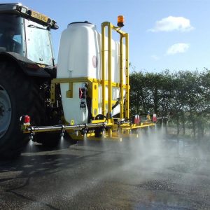 Team 1000L mounted De-icer sprayer